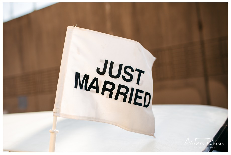 just married flag limo