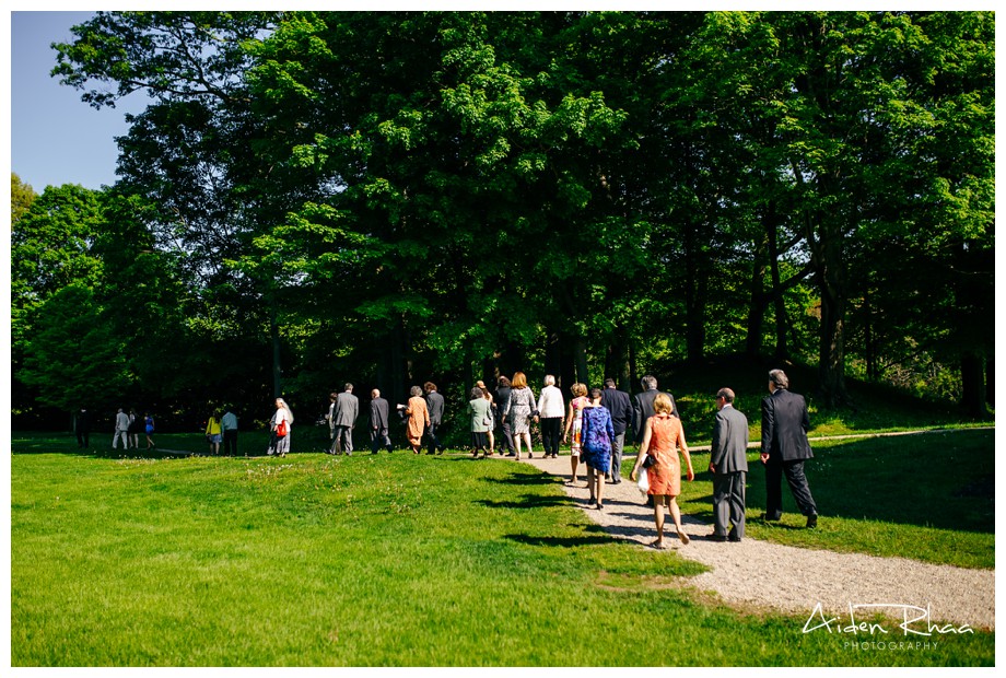 guests heading toward ceremony site